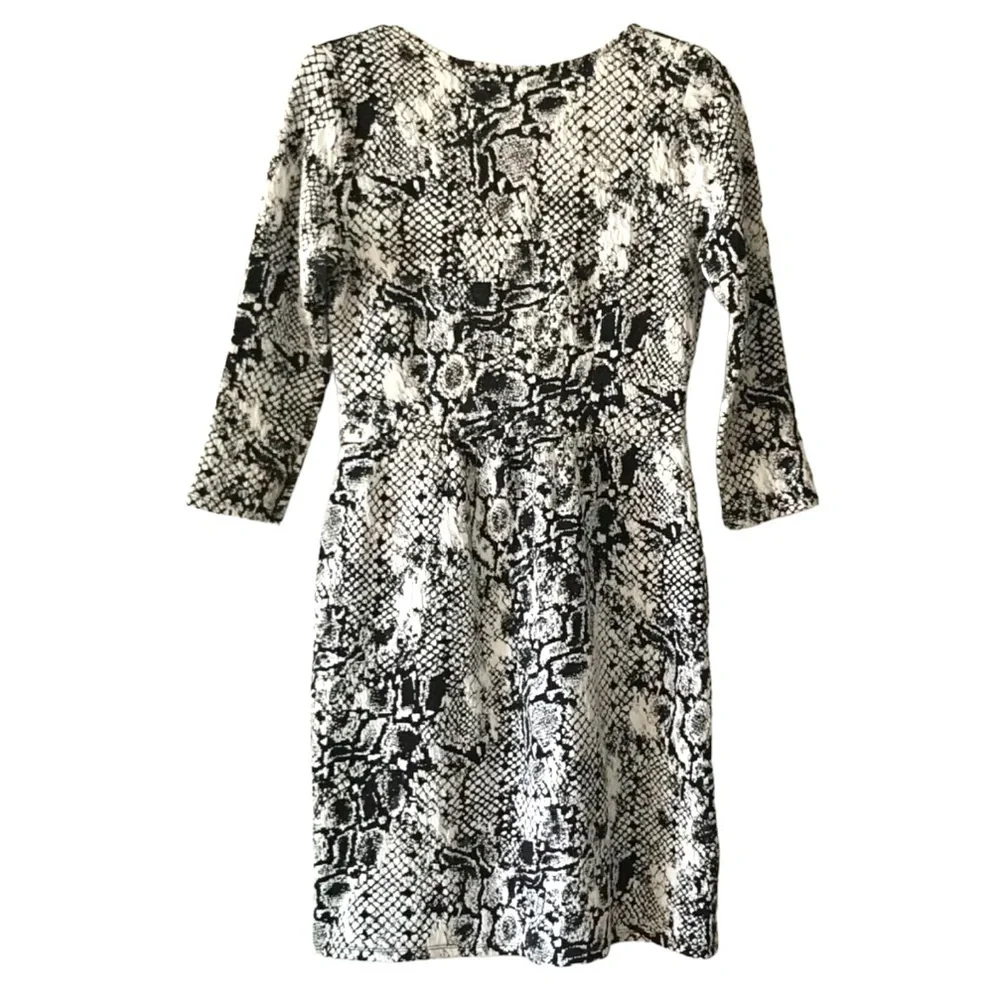 $148 Anthropologie Snake Print Dress Medium 6 8 Black White Wrap HD in Paris NWT
